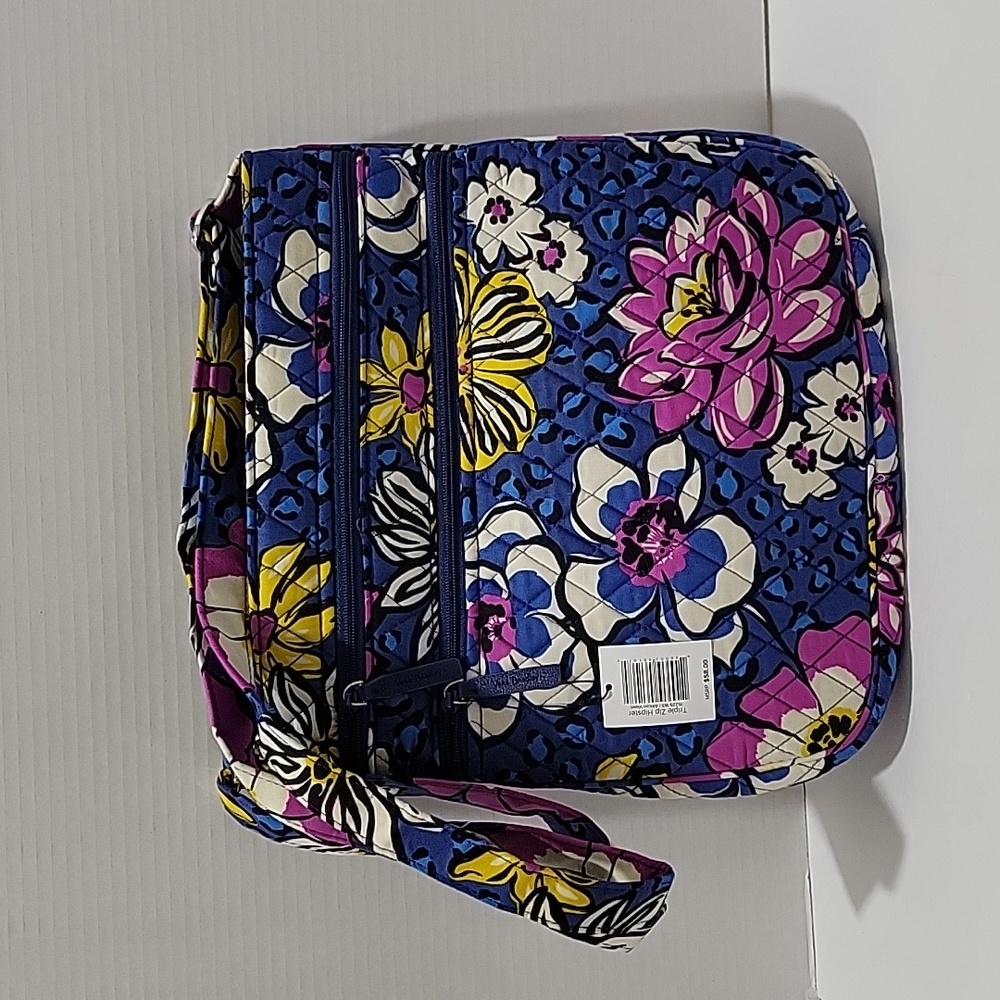 Vera Bradley Triple Zip Hipster in retired African Violet nwt